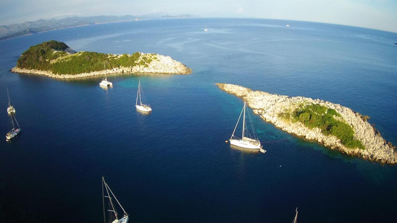 Villa Franic Saplunara Εξωτερικό φωτογραφία